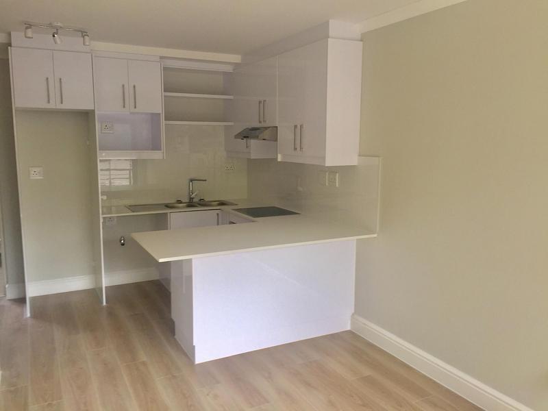 1 Bedroom Property for Sale in Kenilworth Western Cape